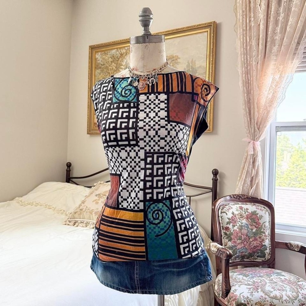 abstract boho top Y2K Mirai Fashion abstract print top medium